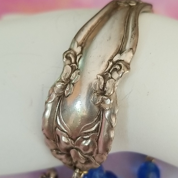 Hand Crafted Repurposed Vintage Spoon Handle Assemblage Charm Bracelet NWT - Picture 12 of 16